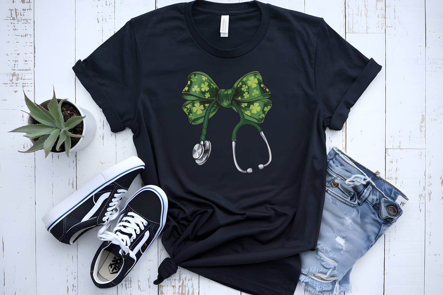 NURSE Green Stethoscope & Bow T-Shirt (St. Patricks Day)